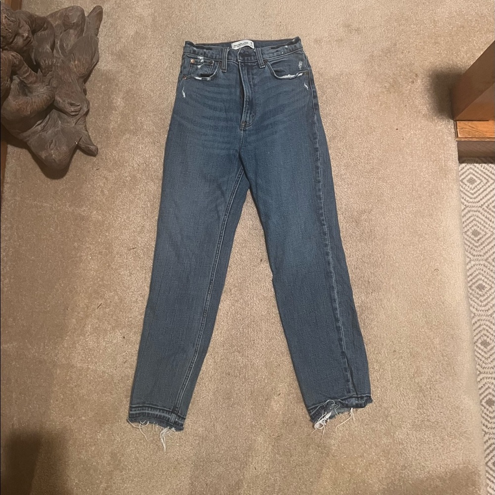 Abercrombie and Fitch Ultra High Rise Ankle Straight